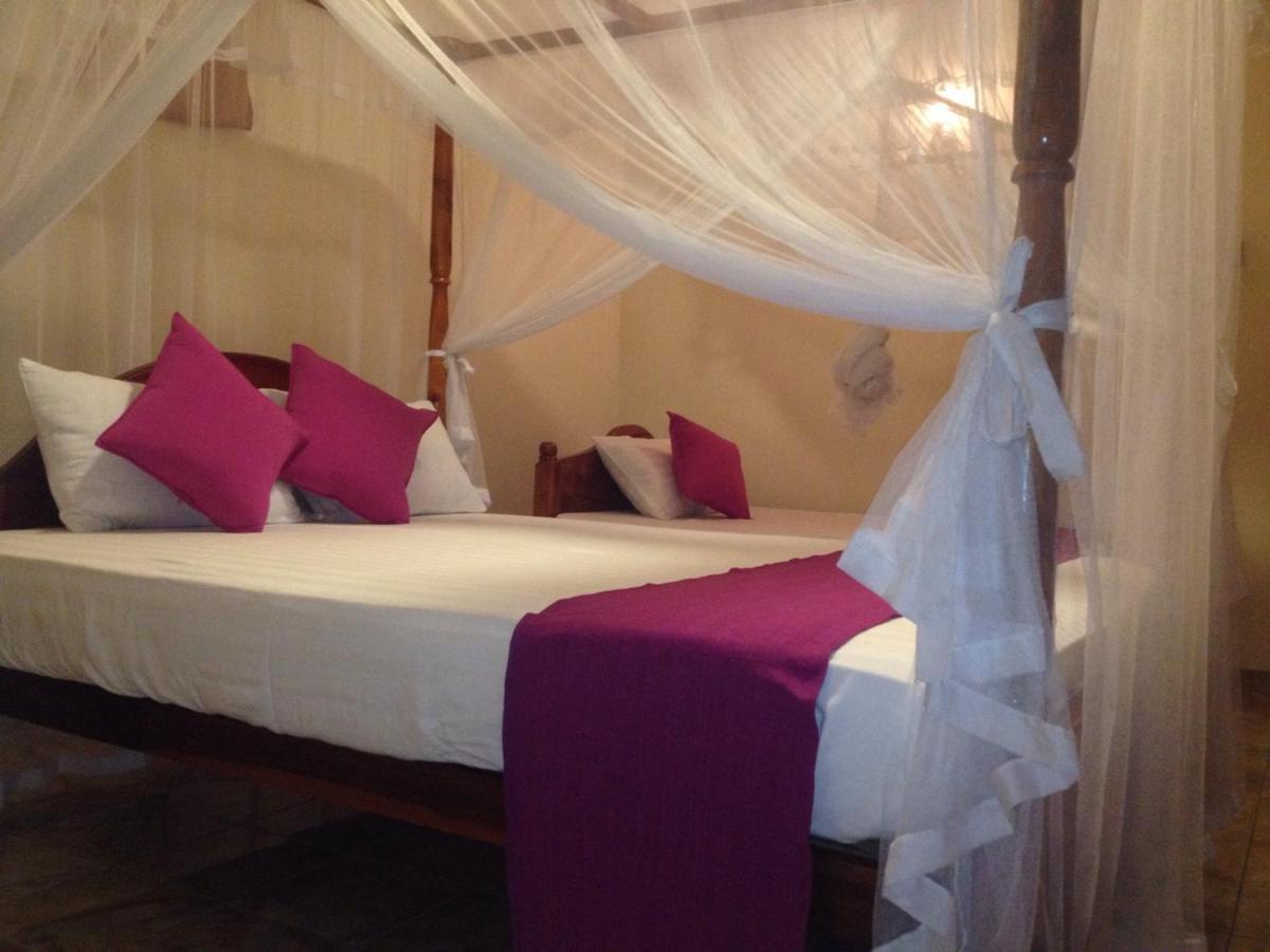 Jaya Home Stay Tangalle Kültér fotó